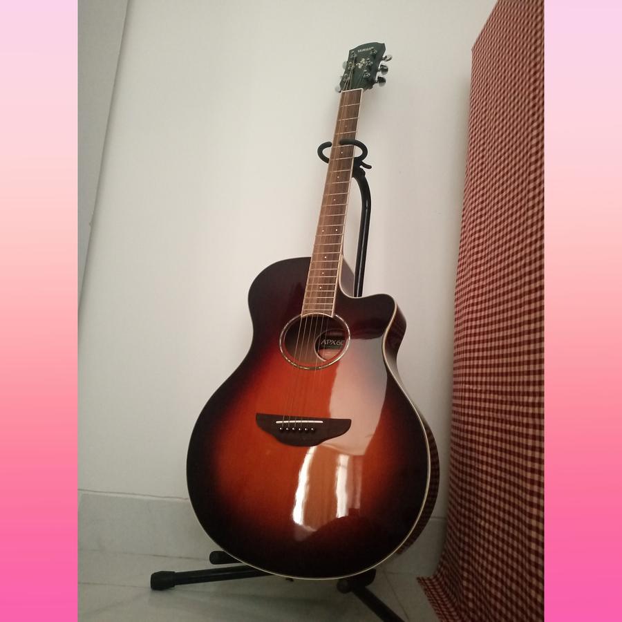Gitar Yamaha APX 600M/II Original